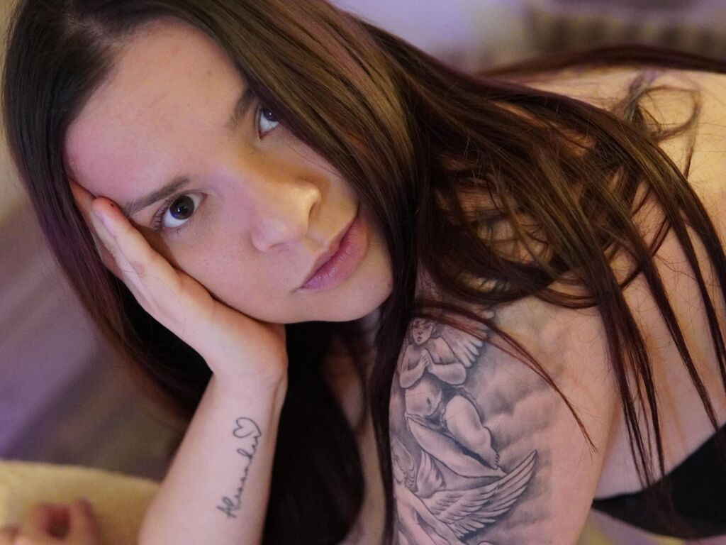 EmmaRussell LiveJasmin
