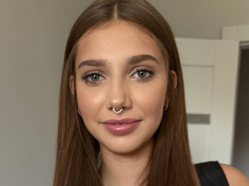 EmmaWhilson LiveJasmin