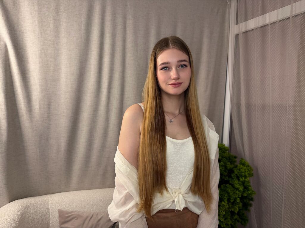 EmmiliRosse LiveJasmin