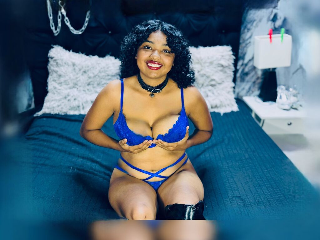 ErikaBoss LiveJasmin