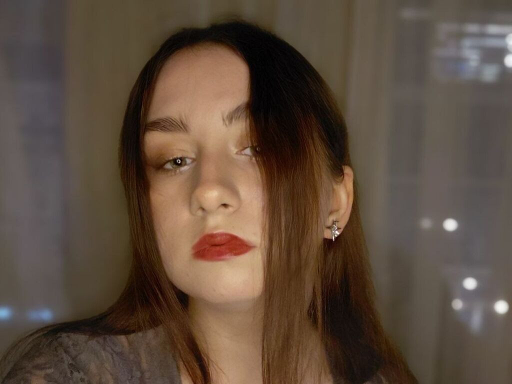 EstherBright LiveJasmin