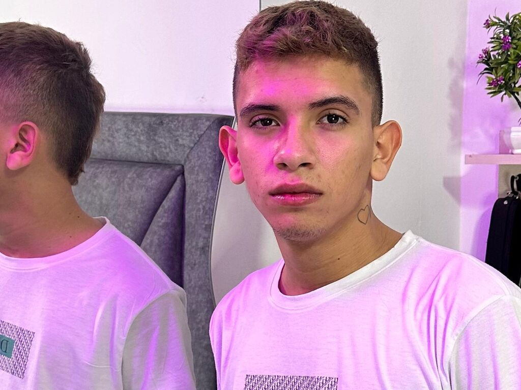 EthanBlaze LiveJasmin