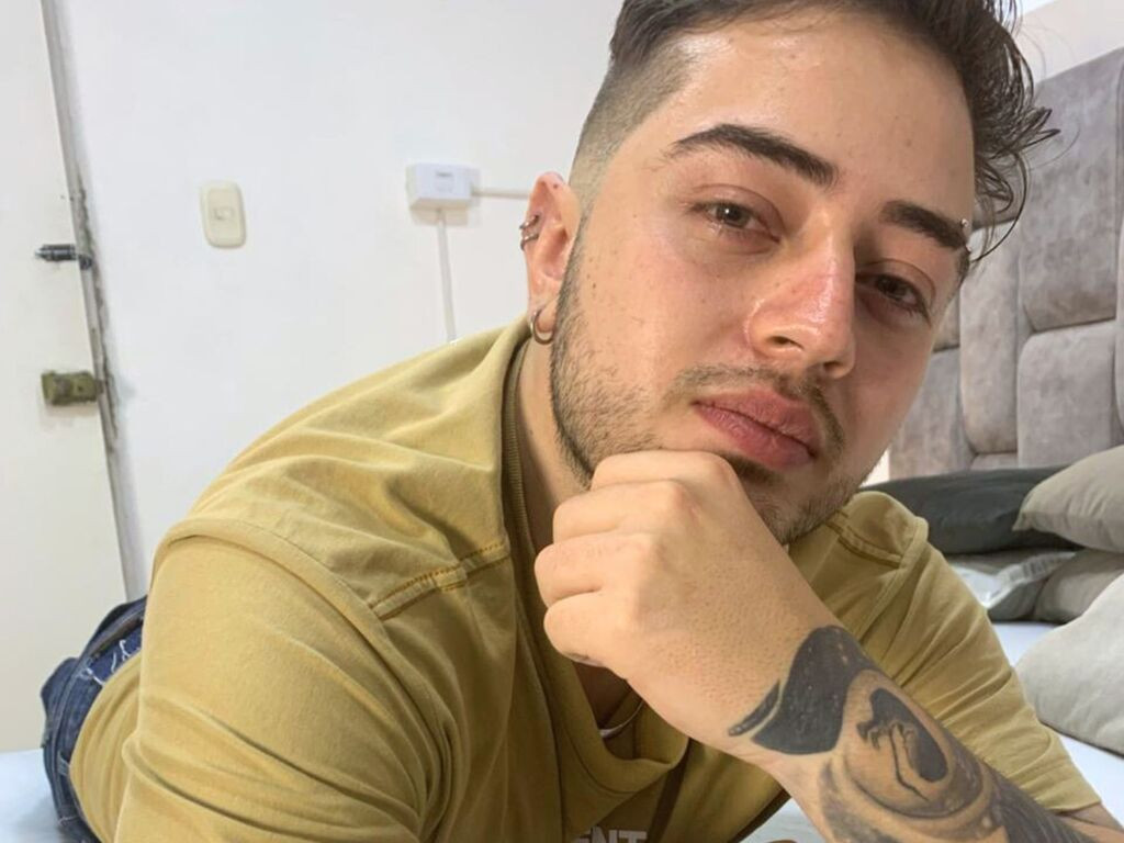 EthanRyan LiveJasmin