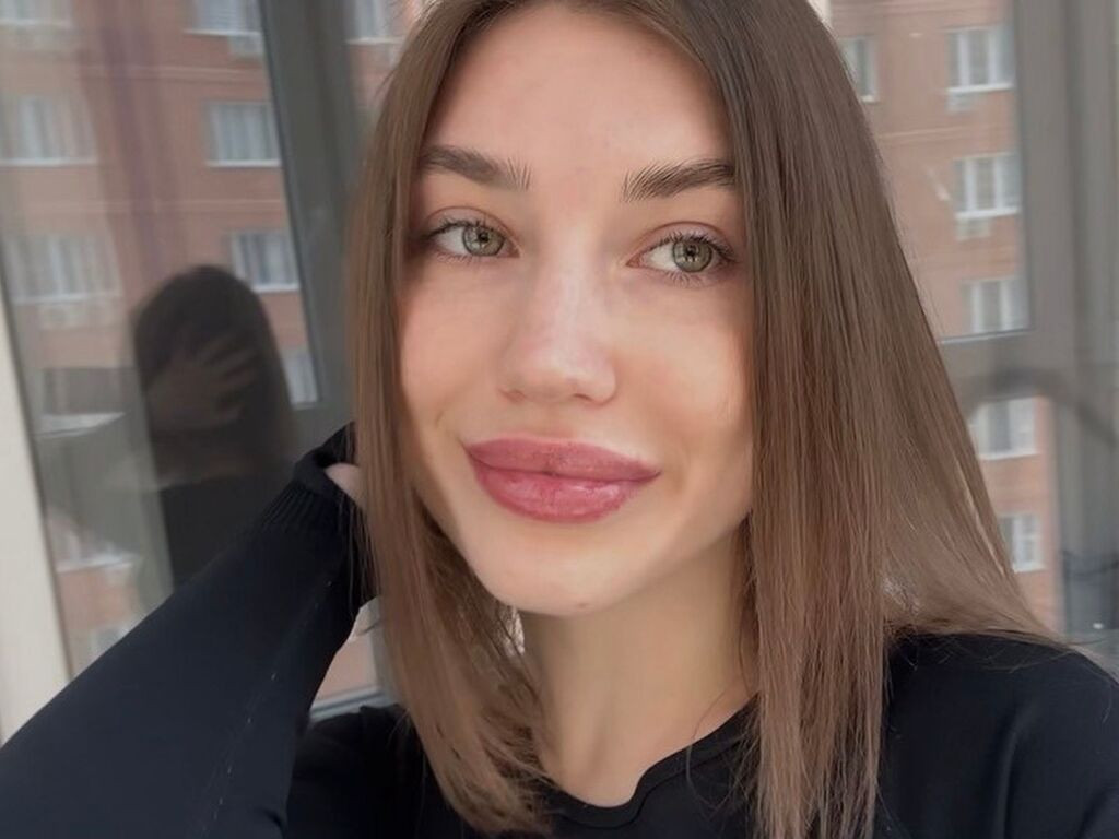 EvaAtom LiveJasmin