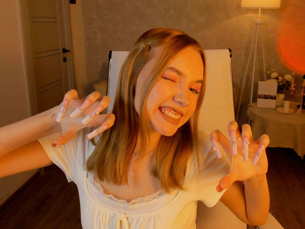 EvaPattinson LiveJasmin