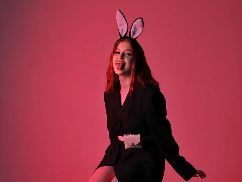 EvelinaBev LiveJasmin