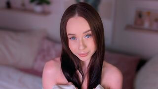 EvelynGodiva Cam