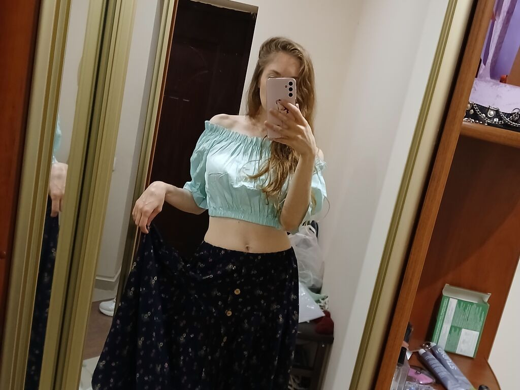 FairytaleMary LiveJasmin