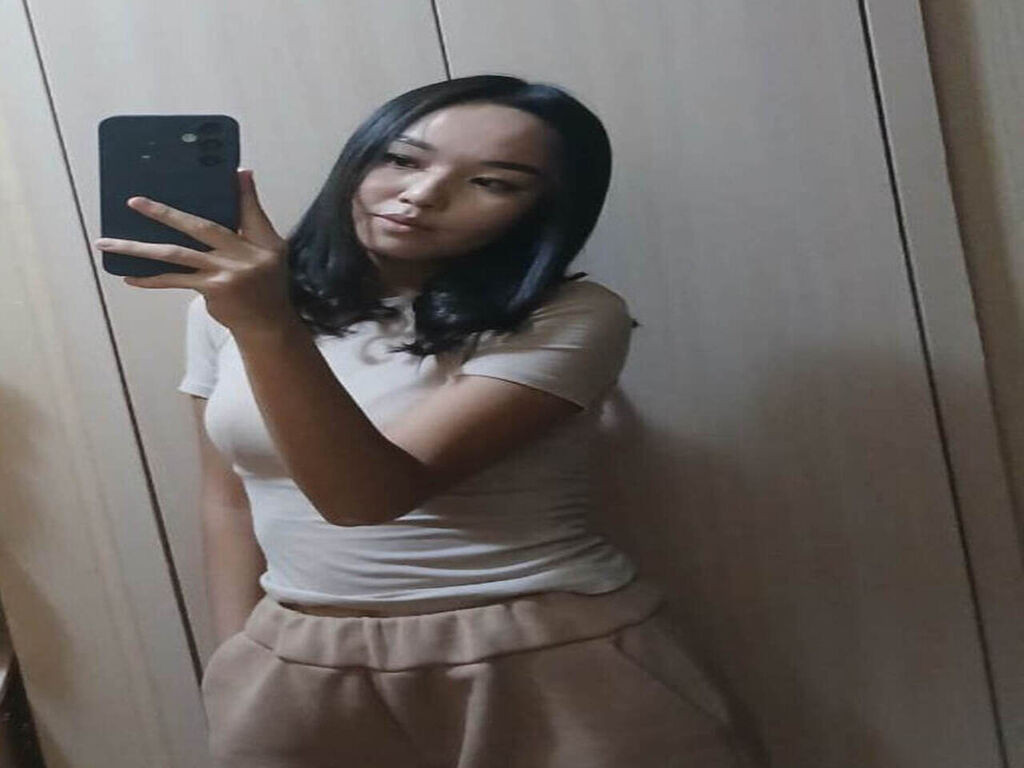 FallonCavalieri LiveJasmin