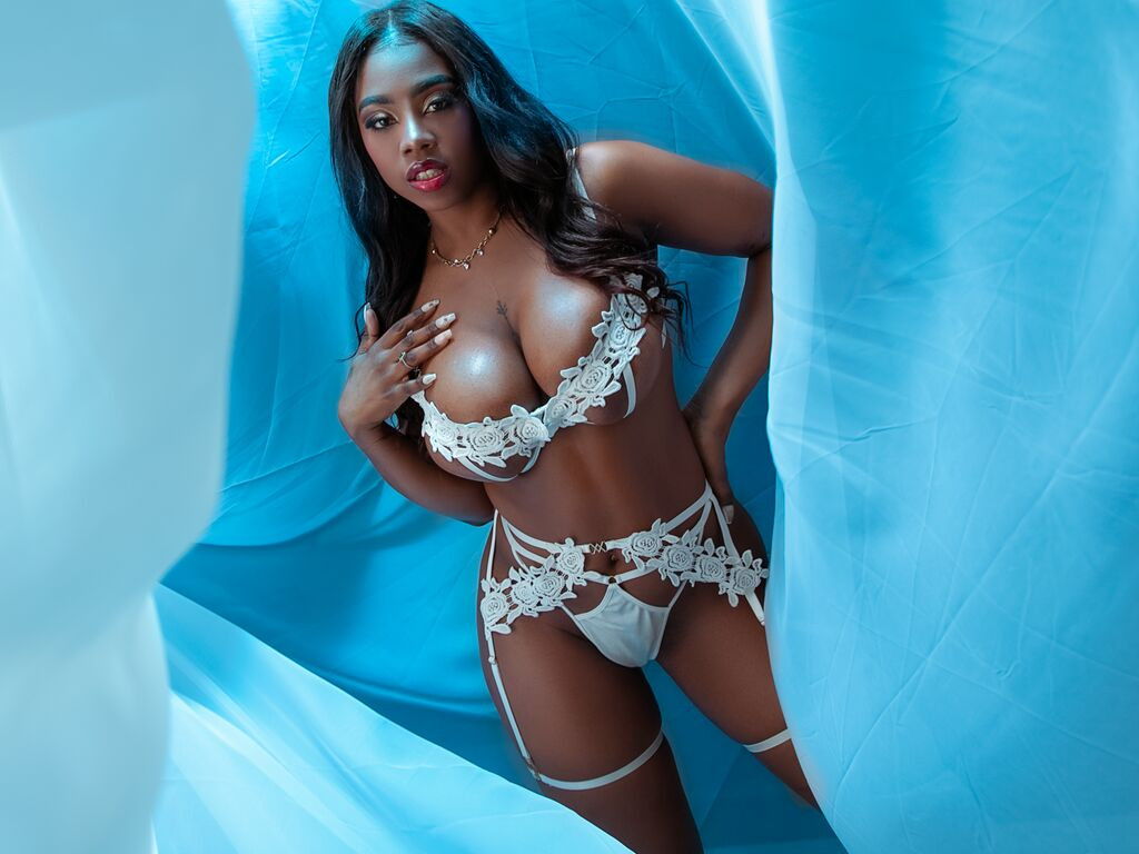 FarahLucy LiveJasmin