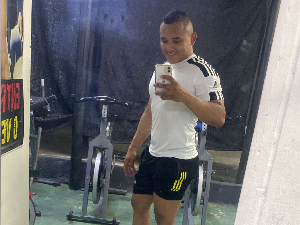FelipeBluws Desnudo
