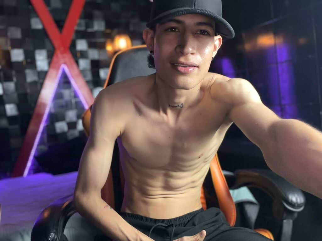 FelipeFire LiveJasmin