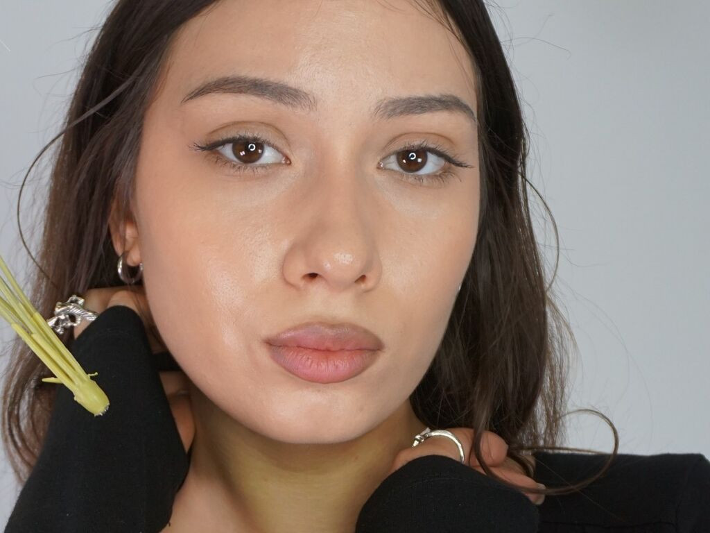 FilomenaMichioka LiveJasmin