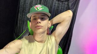 FrenlyRouse Cam
