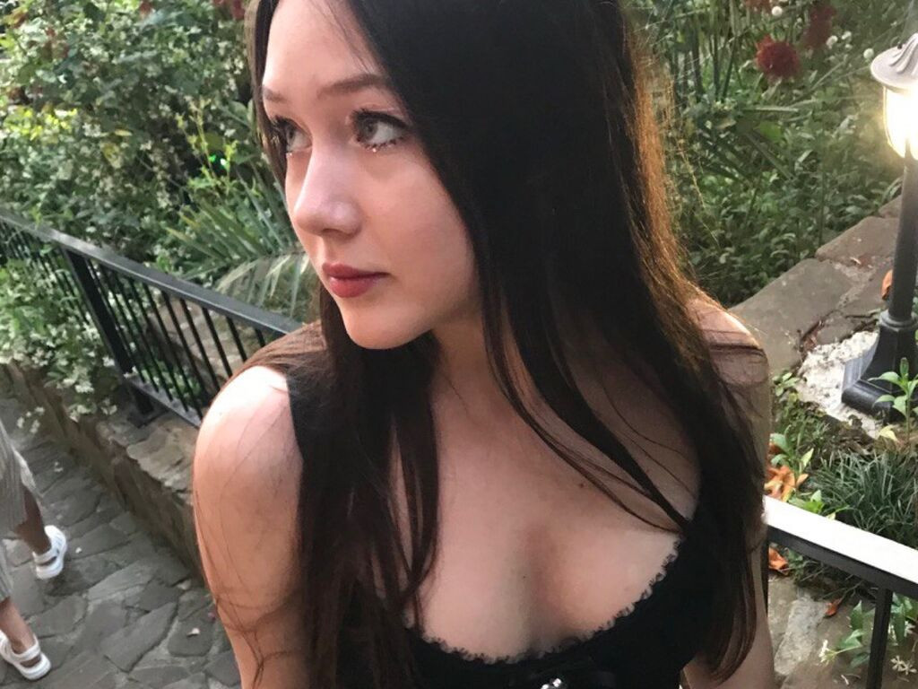 GiannaSky LiveJasmin