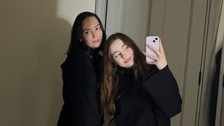 GlennaAndTiffiny Cam