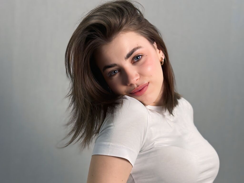 GussieLlewlyn LiveJasmin