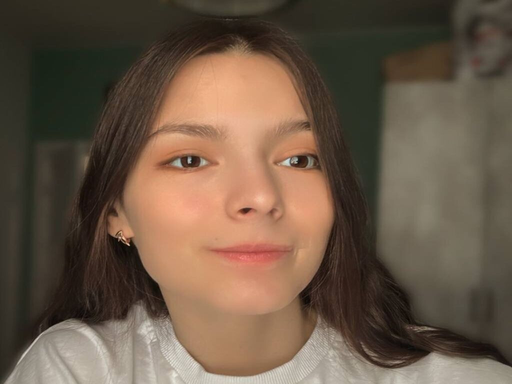 GwenHarrie LiveJasmin