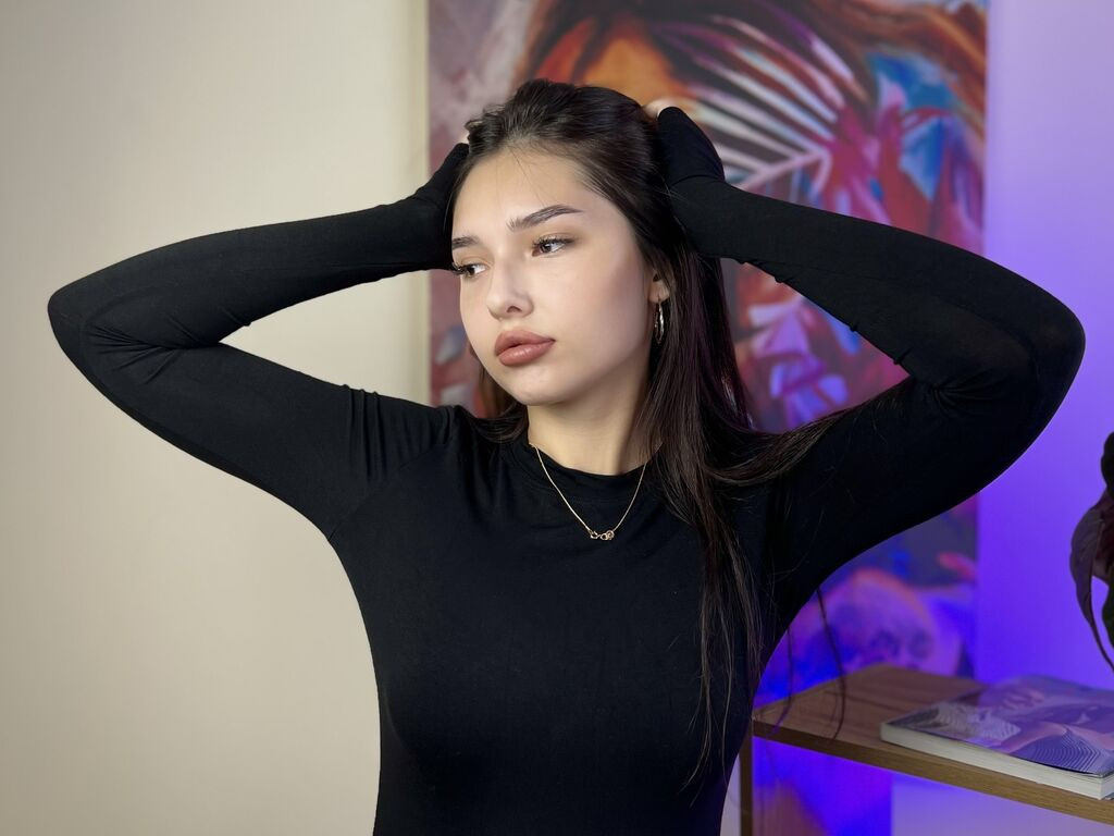 HenriettaCaudle LiveJasmin