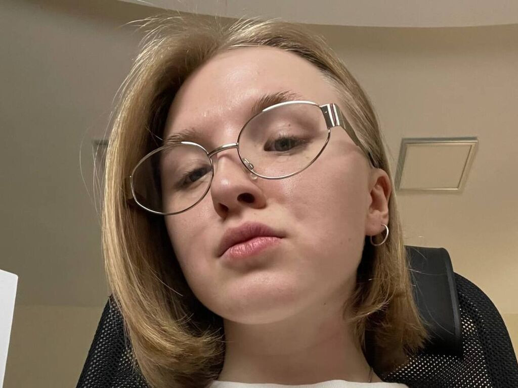 HienRosse LiveJasmin