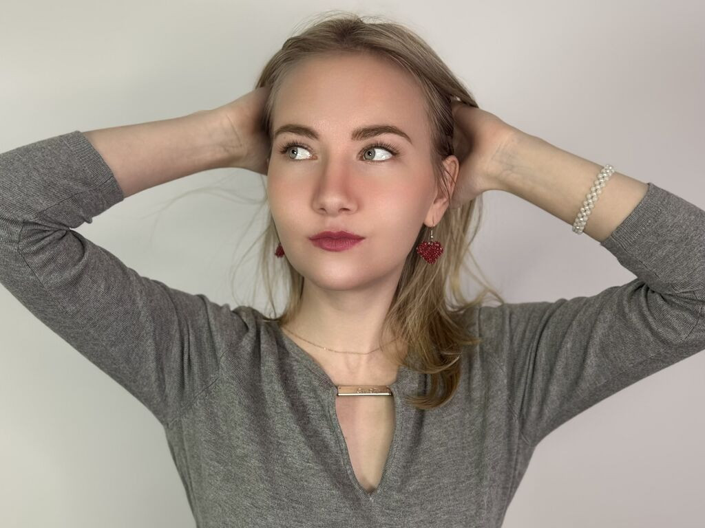 HisakoHenn LiveJasmin