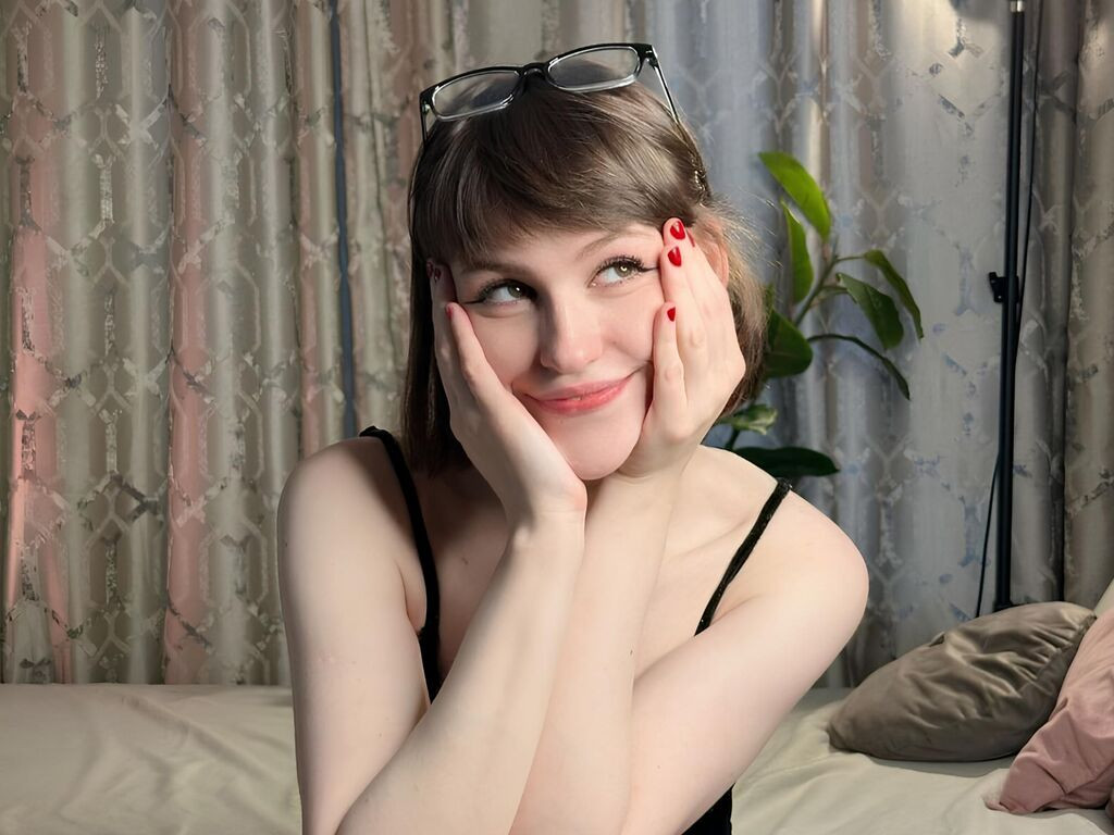 HollyWardie LiveJasmin