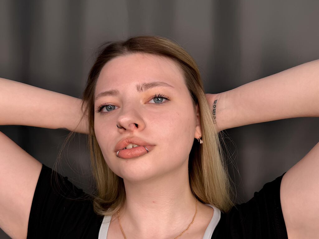 HuongNorthcraft Nude