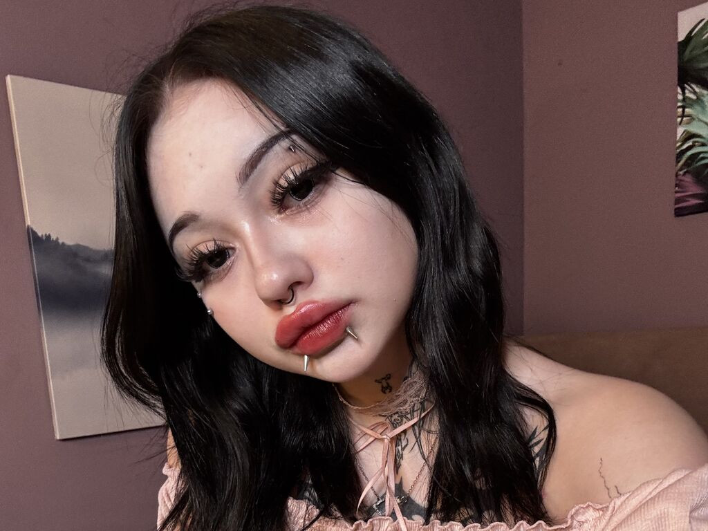 IrissAsya LiveJasmin