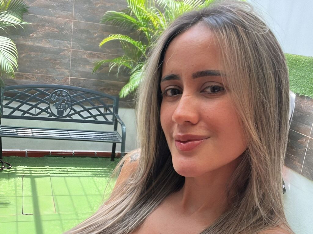 IsaMonteverde LiveJasmin