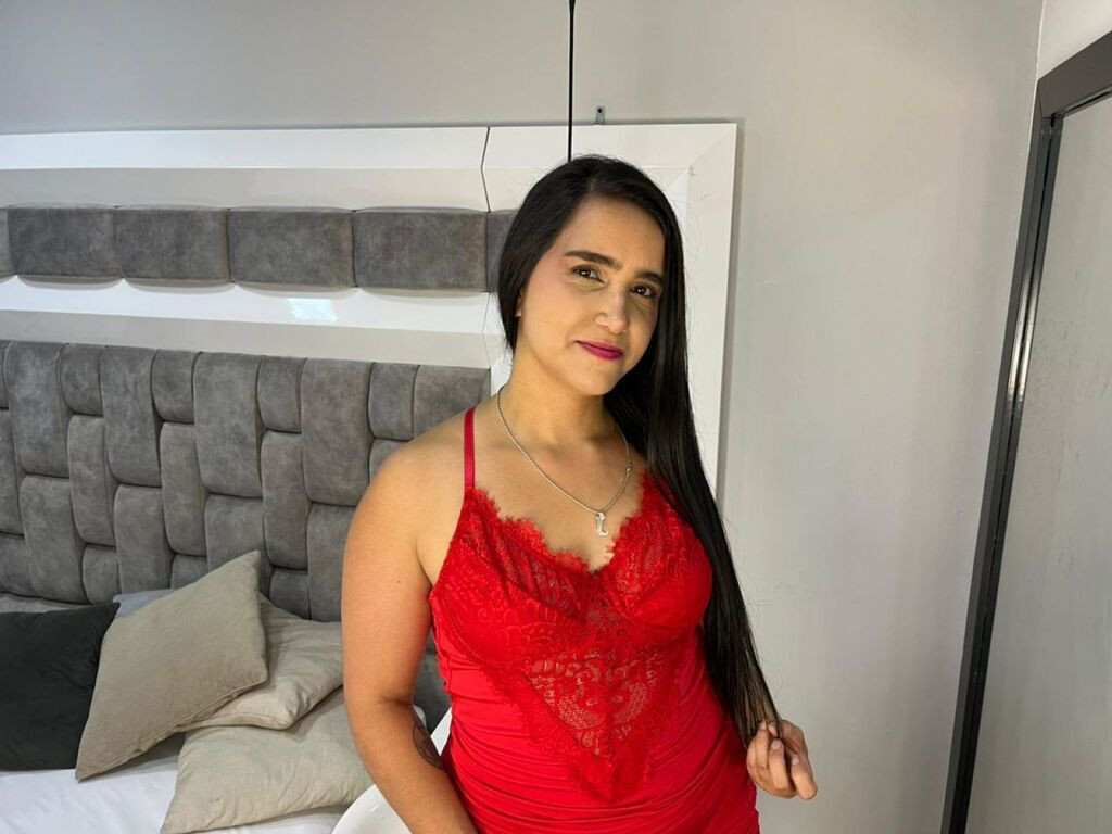 IsabelaHanson LiveJasmin