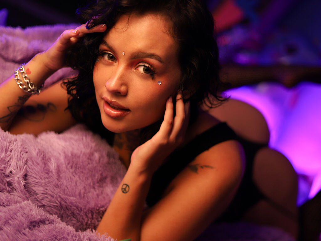 IsabellaMontier LiveJasmin