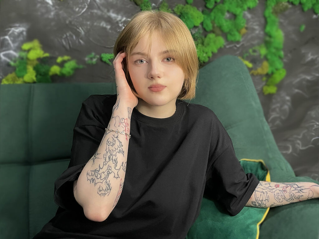 IvyStarlight LiveJasmin