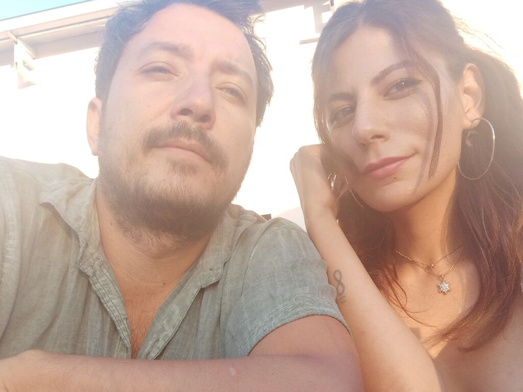 JamesAndAngelina Desnudo