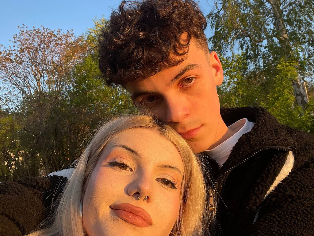 JamesandAice LiveJasmin