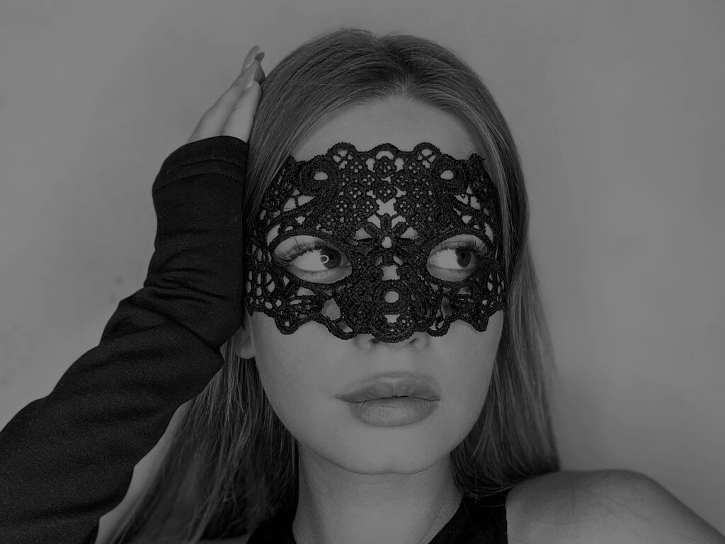 JanneGolden LiveJasmin