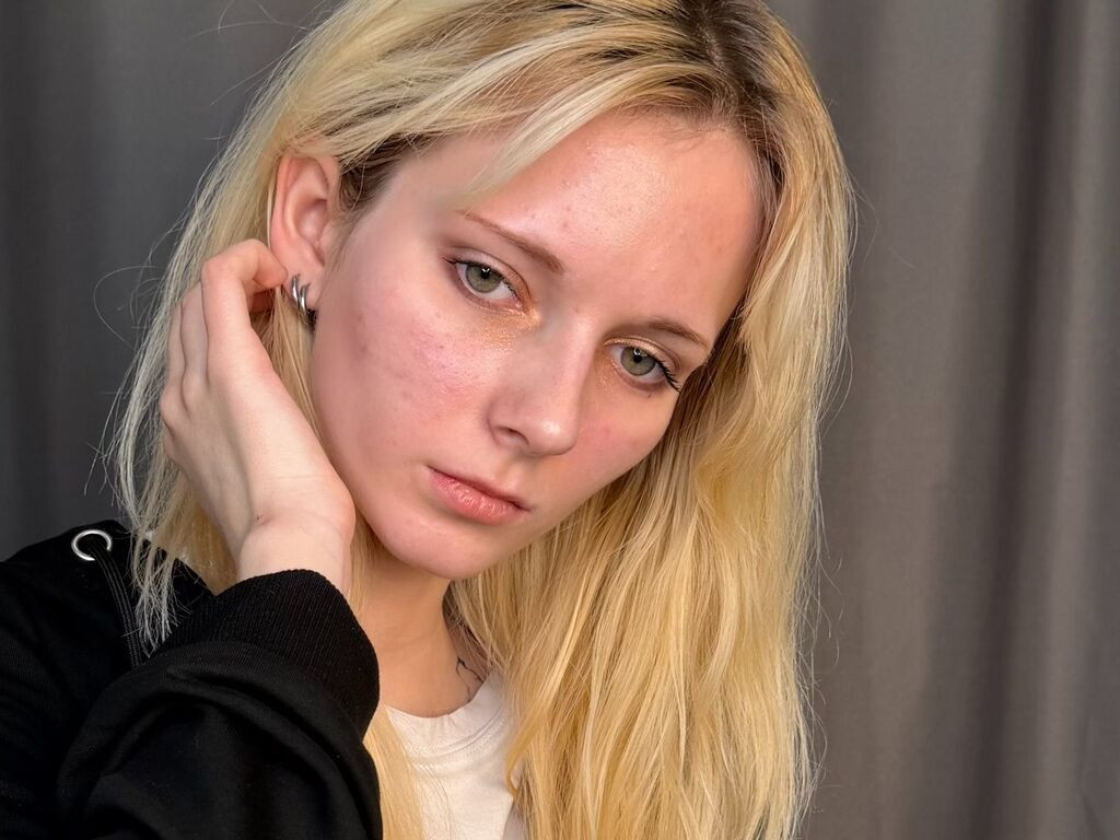 JaunitaHereth LiveJasmin