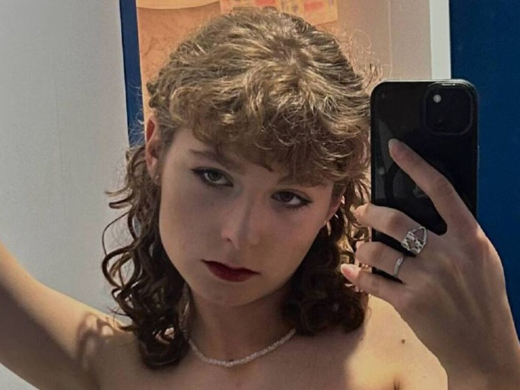 JeanetteFluegge LiveJasmin