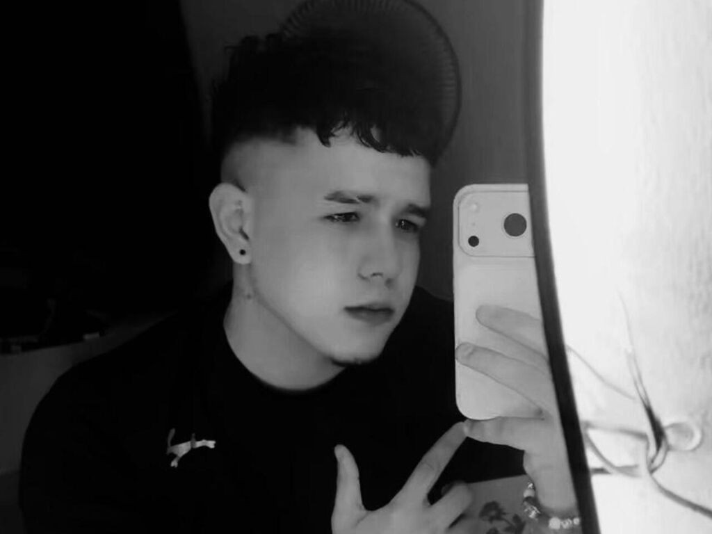 JeffreyValemtino LiveJasmin