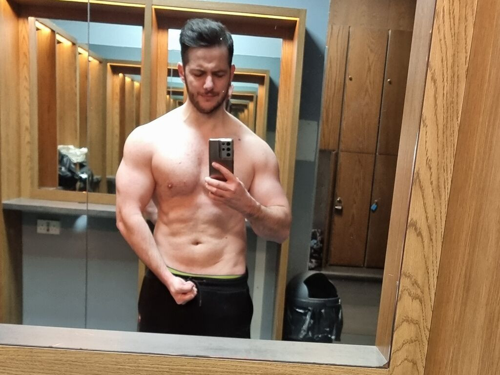 JohnnyPipes LiveJasmin