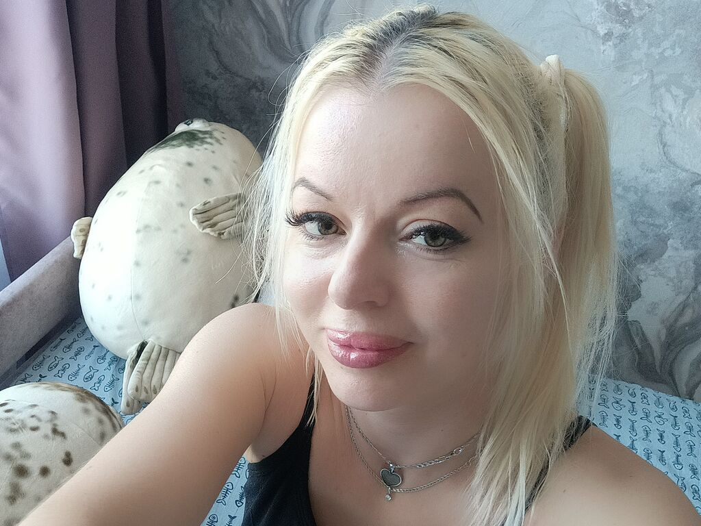 JoyceJones LiveJasmin
