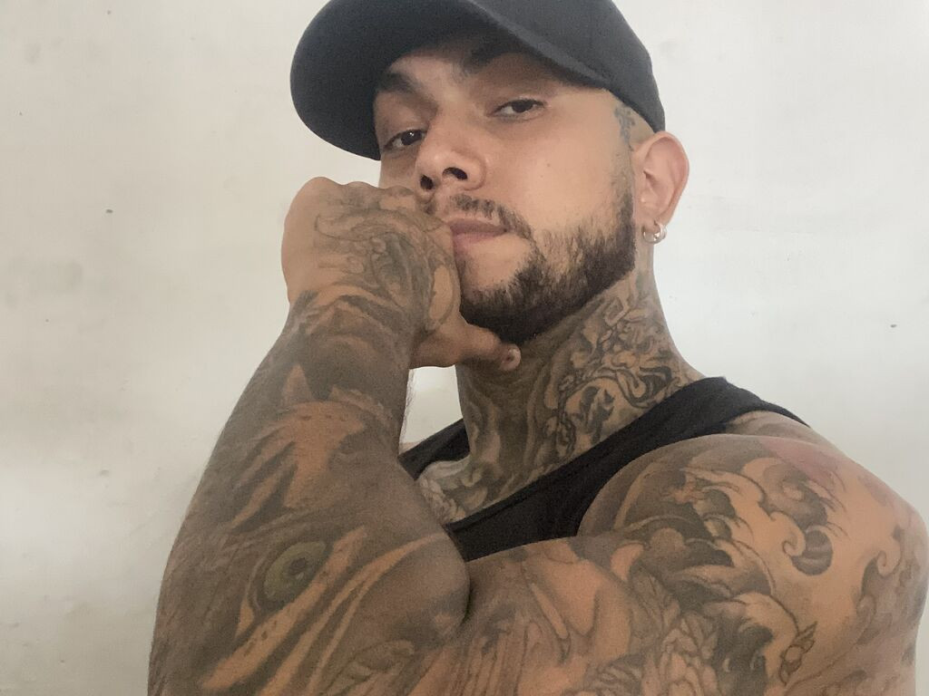 JuanMarco LiveJasmin