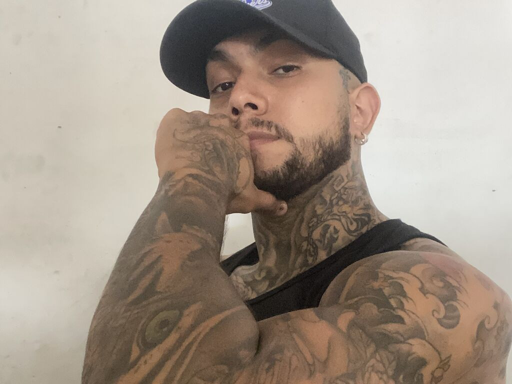 JuanMarco Desnudo