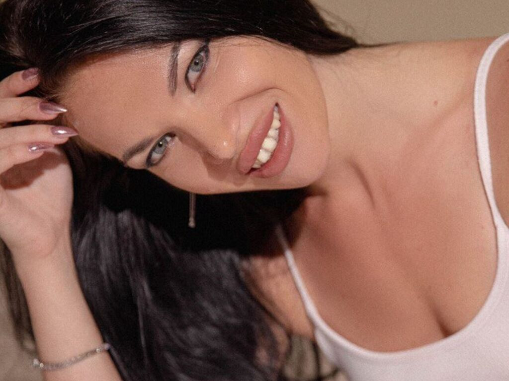 JulieBrock LiveJasmin