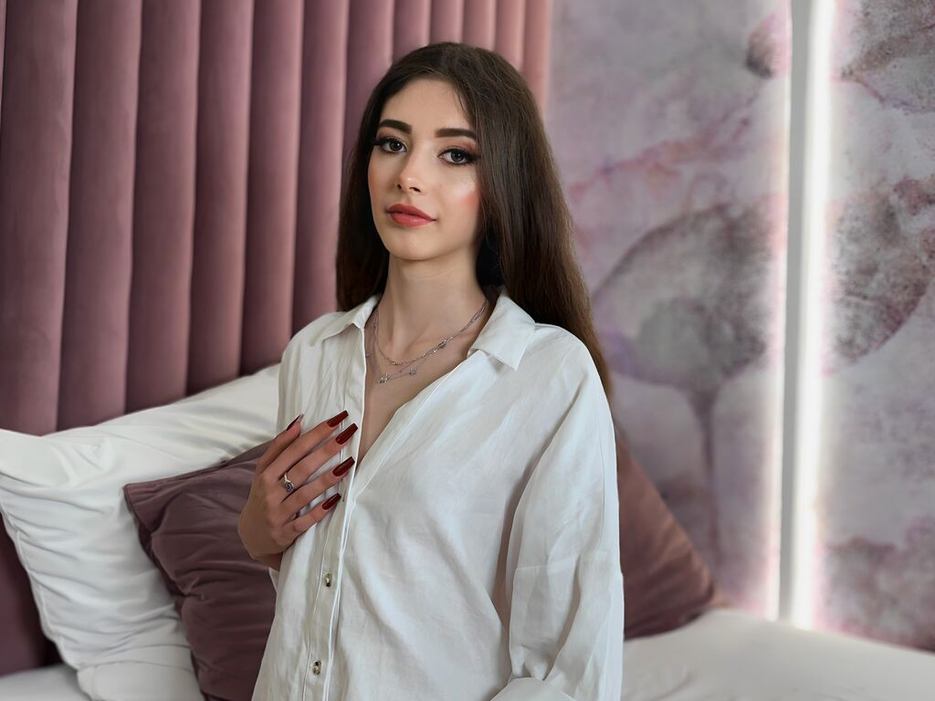 JulieRoyal Nude
