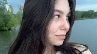 JulienneDinsmore Cam