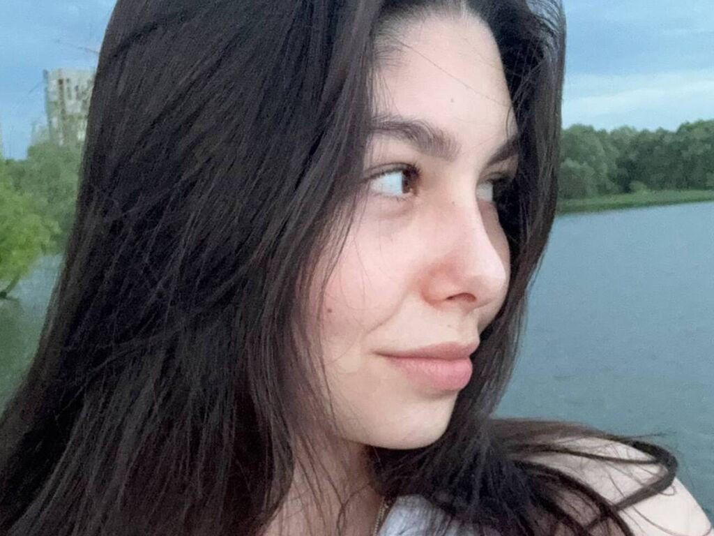 JulienneDinsmore LiveJasmin