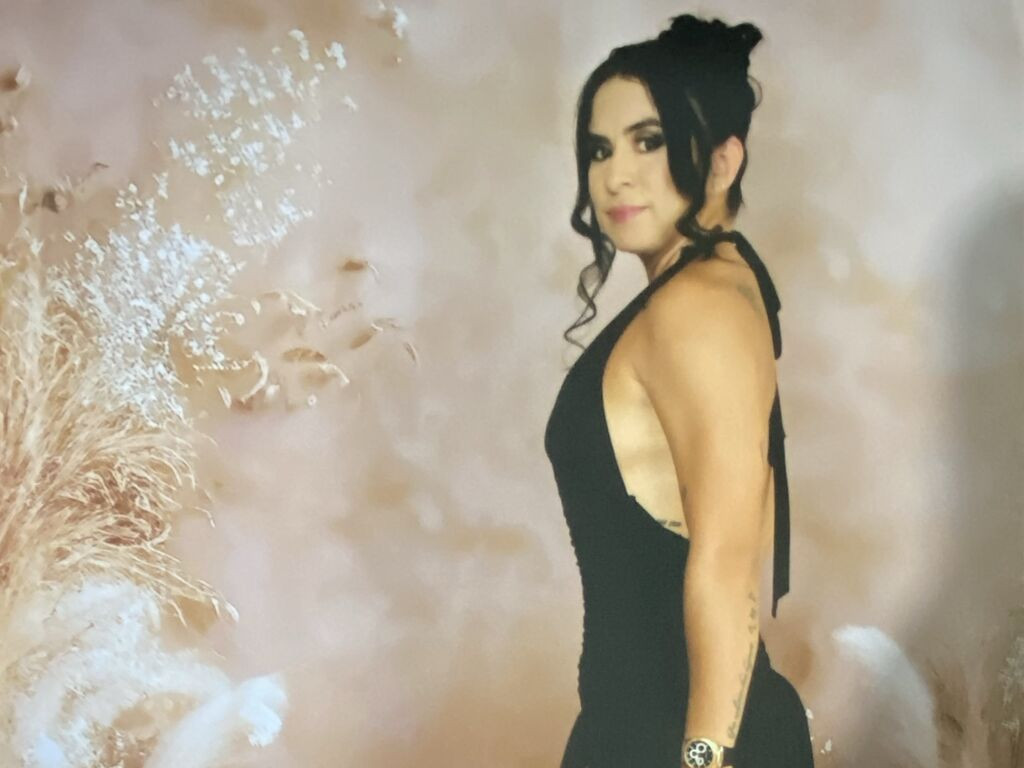 JuliethMaine LiveJasmin