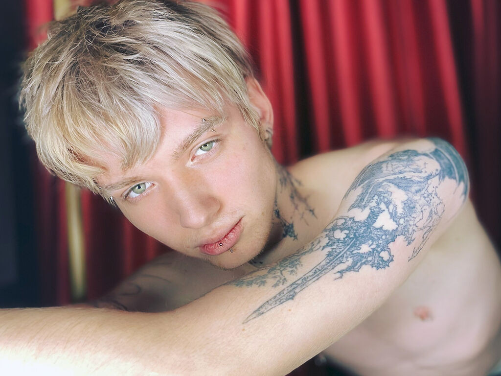 JustinOwens Desnudo
