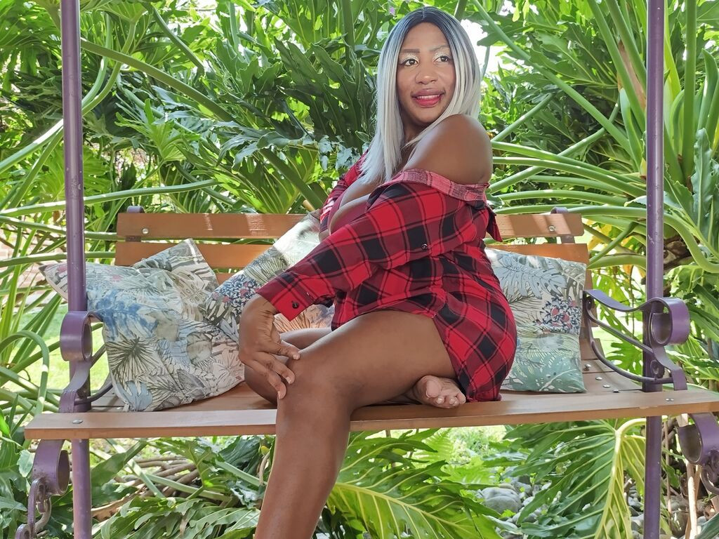 KarenBis LiveJasmin