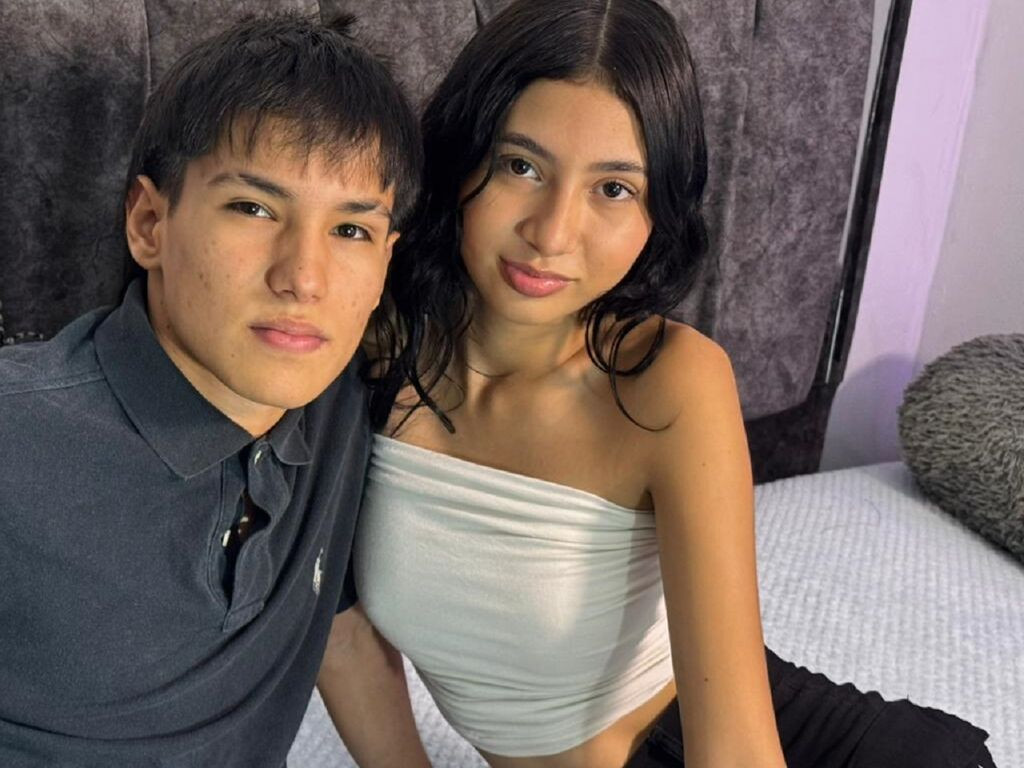 KarlaAndTiago Desnudo